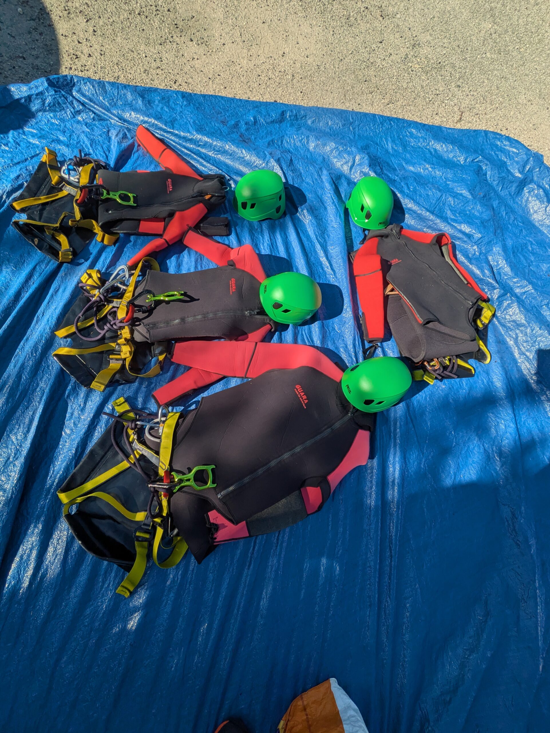 Matériel de canyoning et combinaison néoprène Canyo Neo