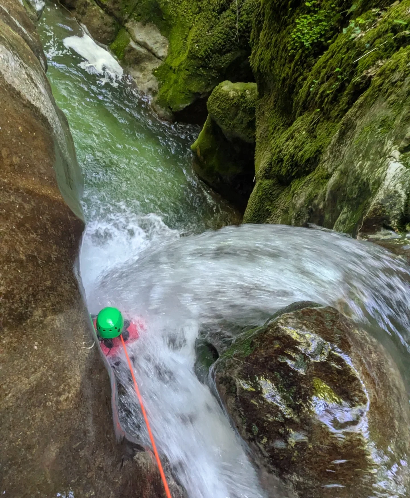 Sortie canyoning dans le Furon près de Grenoble avec Canyo Neo