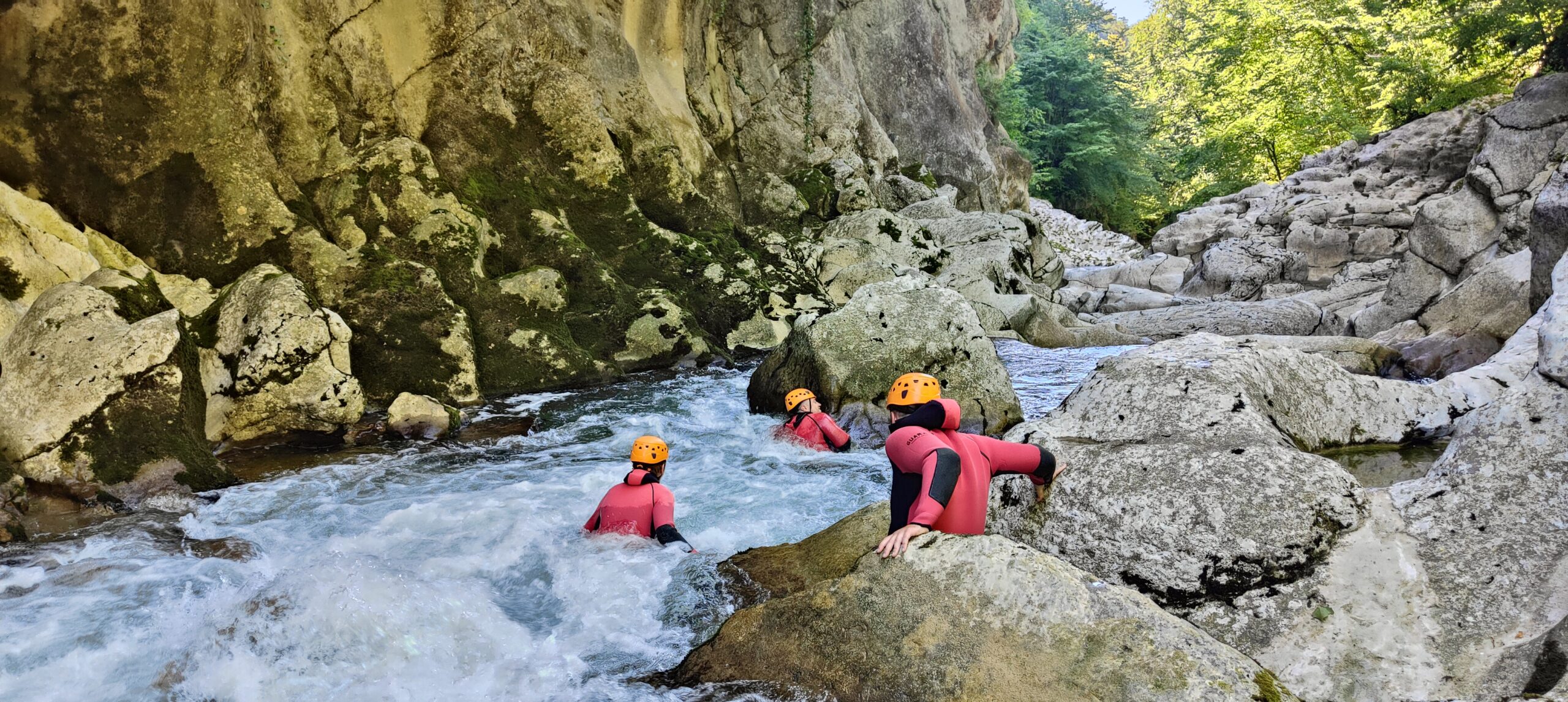Gorges de Chailles, canyon sportif et spectaculaire