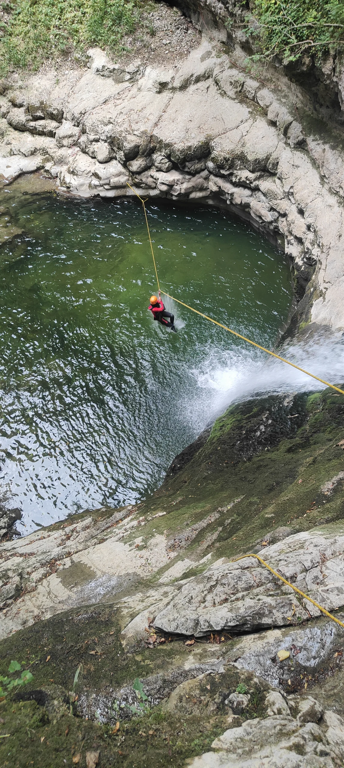 Tyrolienne dans le canyon de la Doria en Savoie